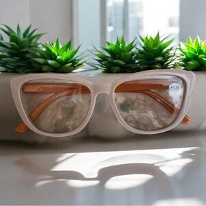 🆕 NWT~Orange and Peach big Frame Reading Glasses +1.50 Brand New in package NEW